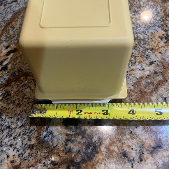Vintage Tupperware LARGE Harvest Gold Butter Keeper 638-9 Block Cheese Excellent - Picture 11 of 12